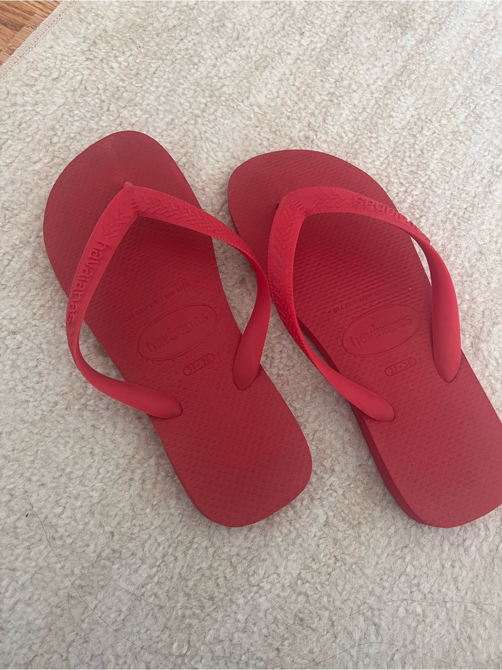 Havaianas Women's Flip Flops in Bright Red
